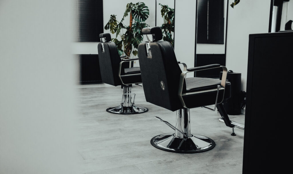 Zdjęcie nowoczesnego wnętrza barbera w Bielsku-Białej.
